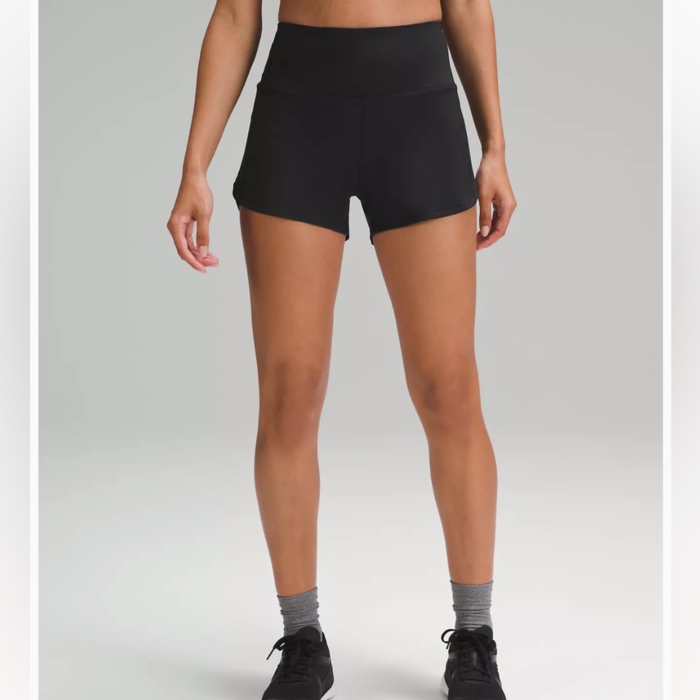 lululemon Speed Up Short 4” - Size 6